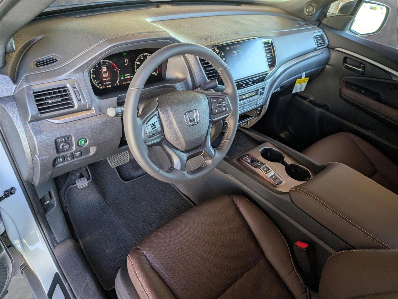 2025 Honda Ridgeline RTL photo 3