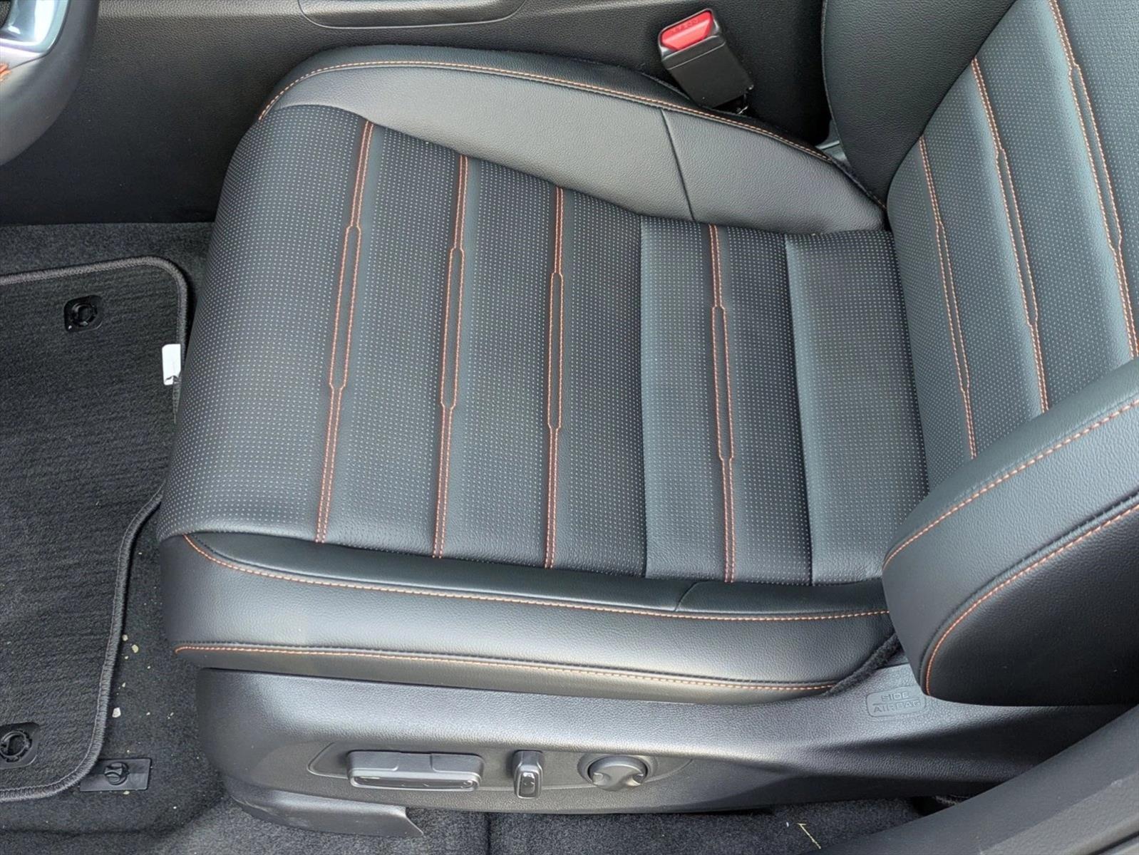 2026 Honda CR-V Hybrid Sport-L photo 4