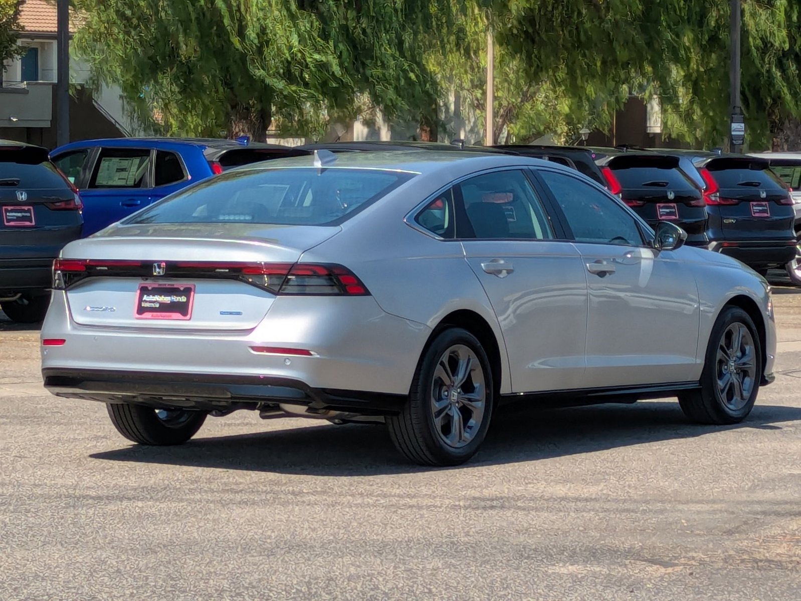2025 Honda Accord Hybrid EX-L photo 2