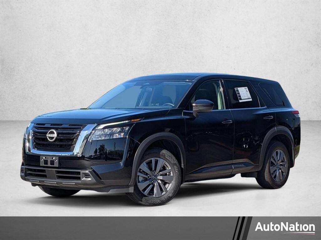 Used 2024 Nissan Pathfinder S SUV