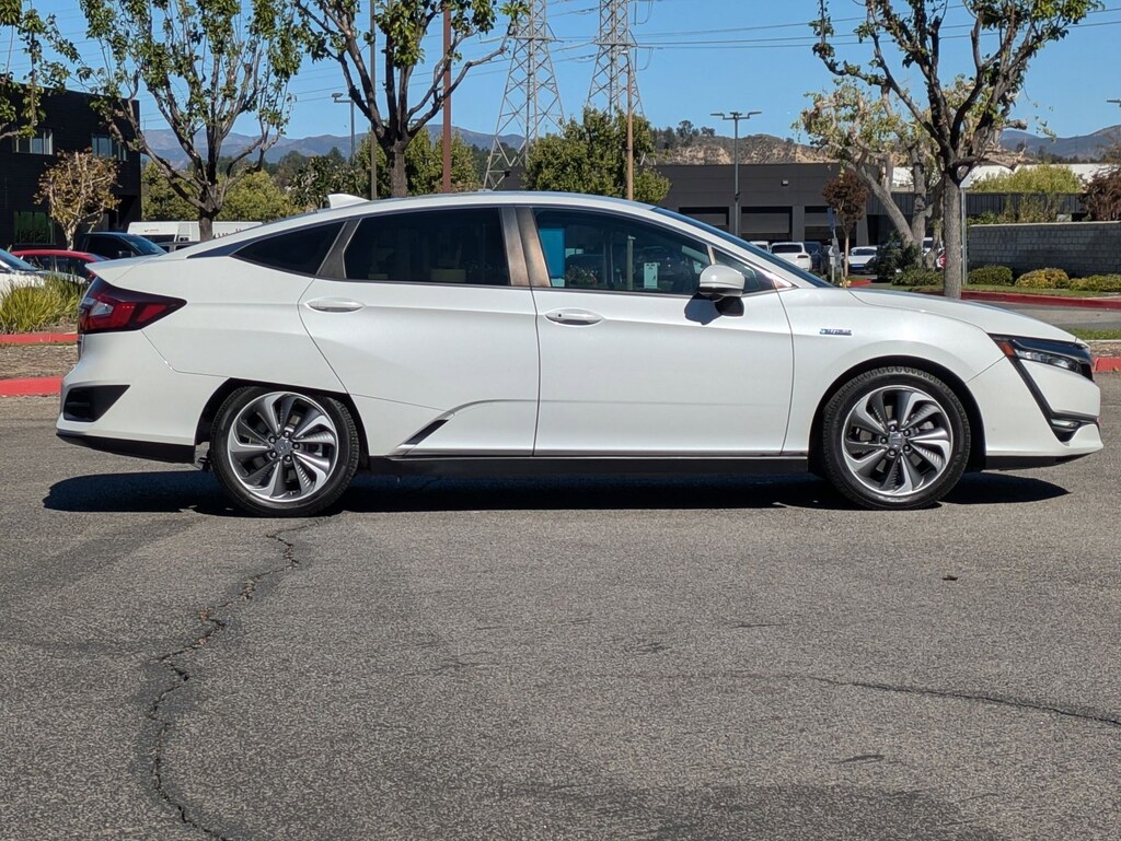 Used 2019 Honda Clarity Plug-In Hybrid  Sedan