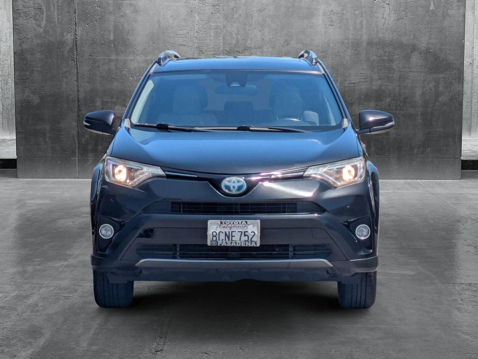 Used 2018 Toyota RAV4 XLE with VIN JTMRJREV0JD157101 for sale in Valencia, CA