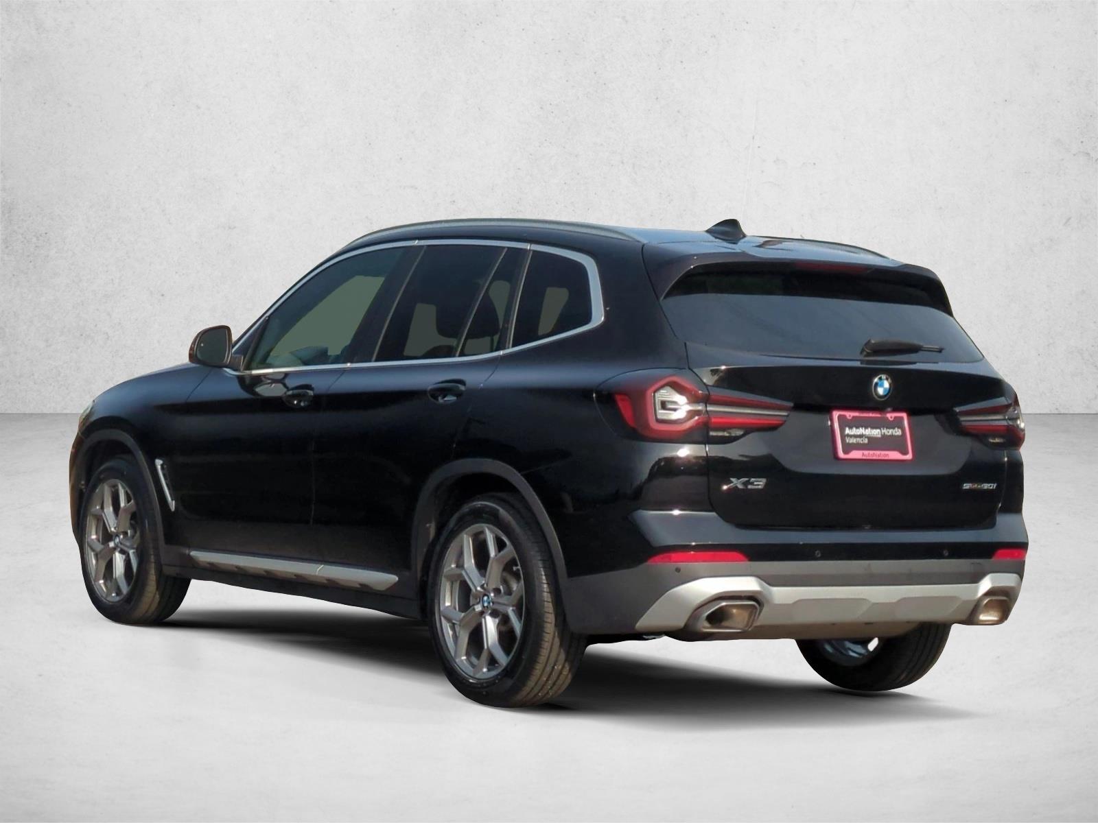 2023 BMW X3 sDrive30i photo 3