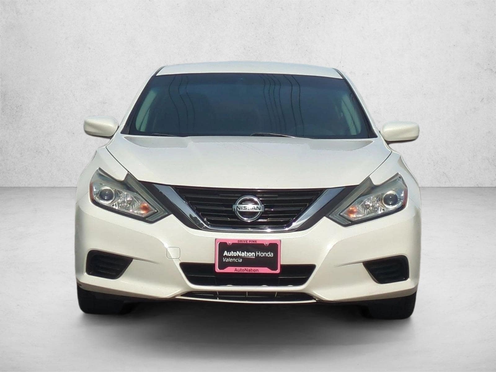 Used 2017 Nissan Altima S with VIN 1N4AL3AP5HN311078 for sale in Santa Clarita, CA