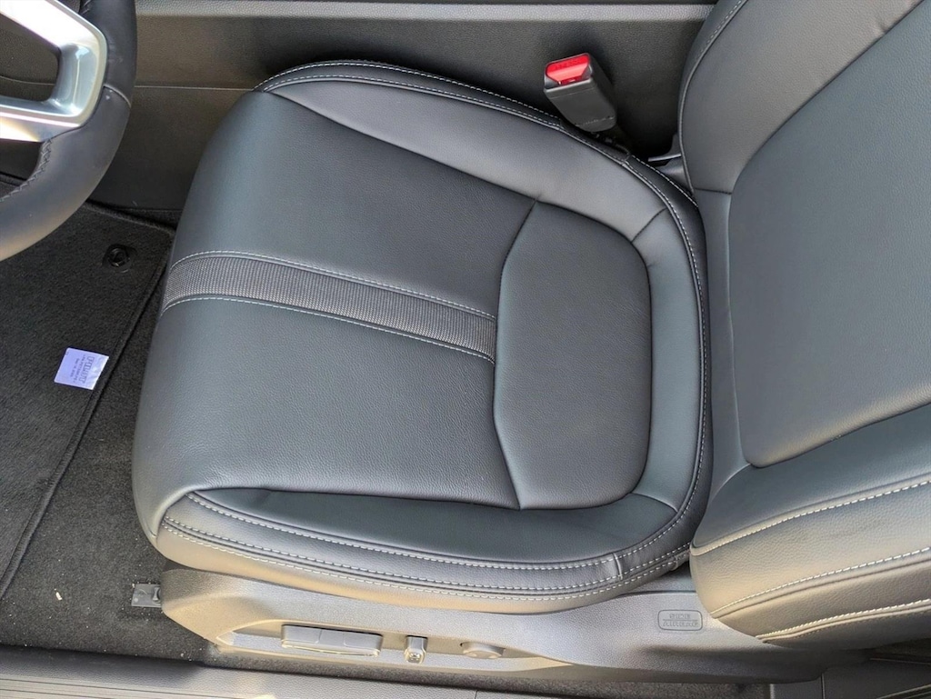 New 2025 Honda Pilot Touring SUV