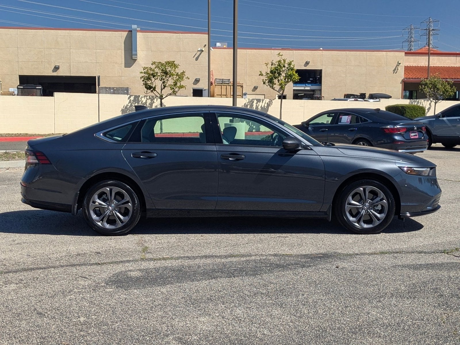 2025 Honda Accord Hybrid EX-L photo 4