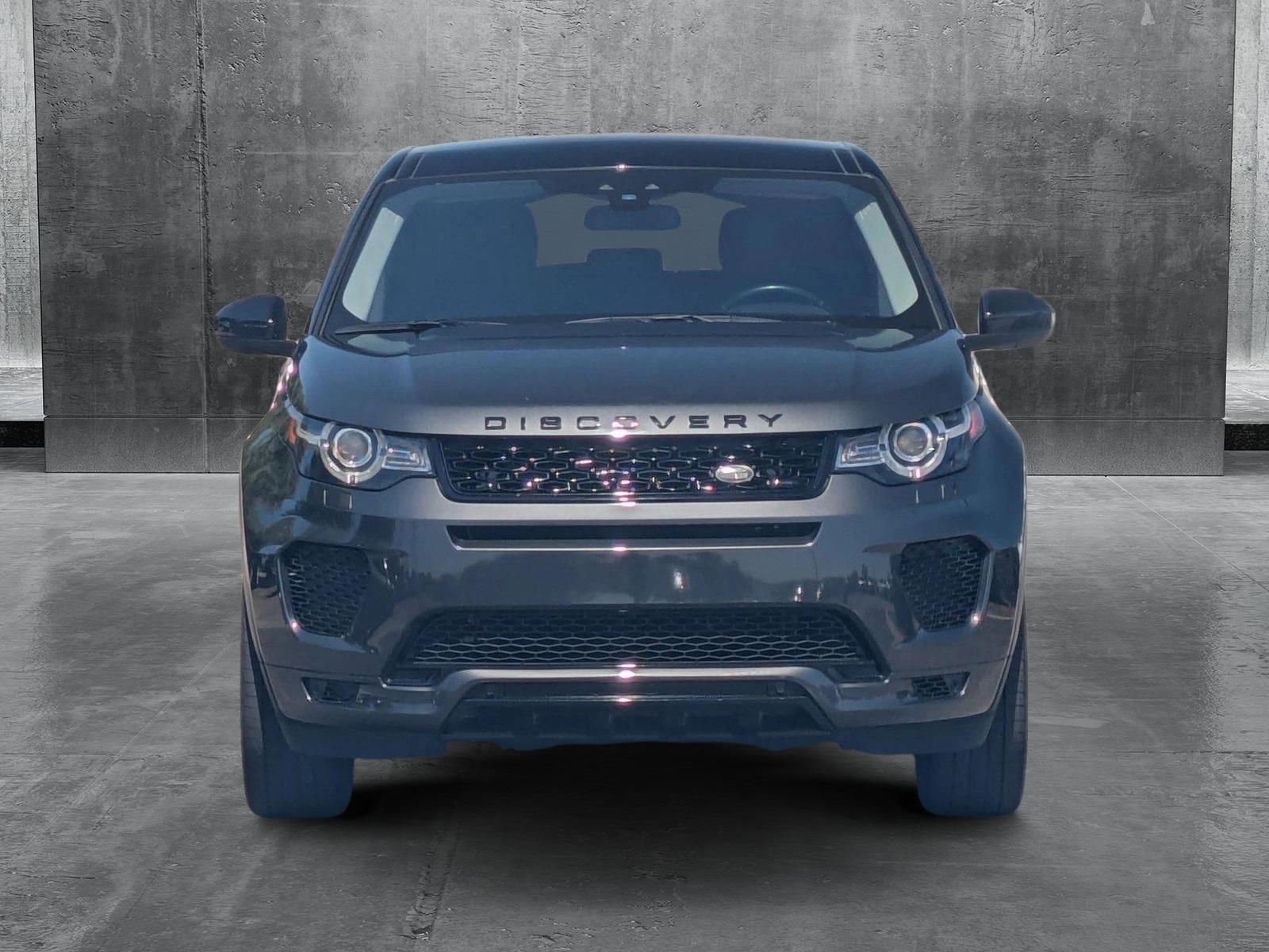 2018 Land Rover Discovery Sport HSE photo 2