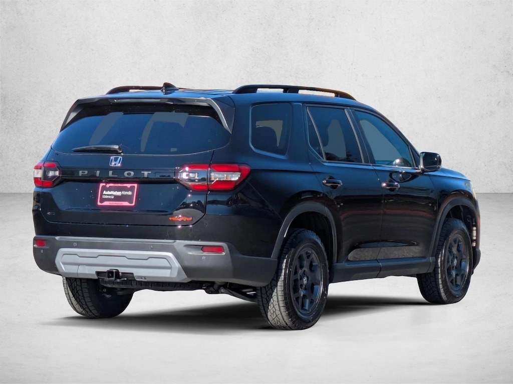 New 2025 Honda Pilot TrailSport SUV