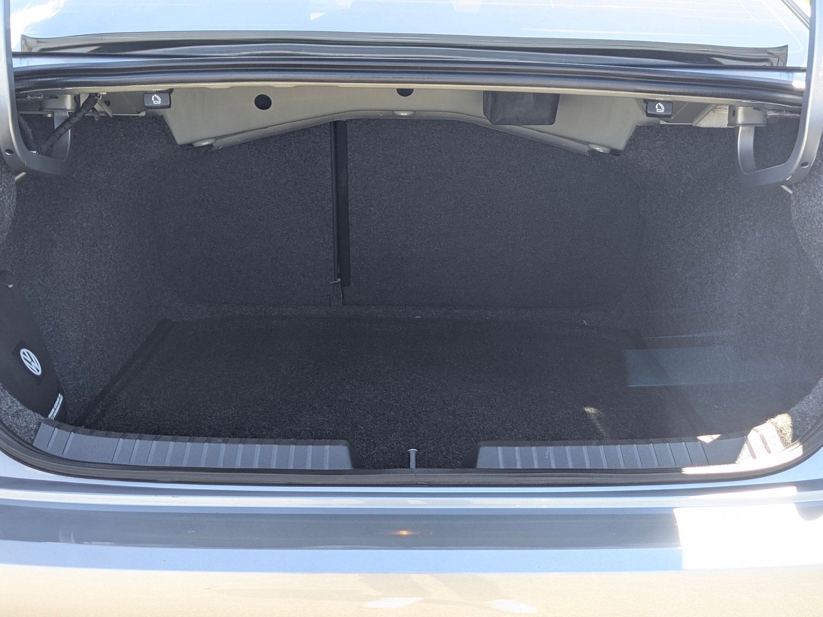 2019 Volkswagen Jetta 1.4T SEL photo 6