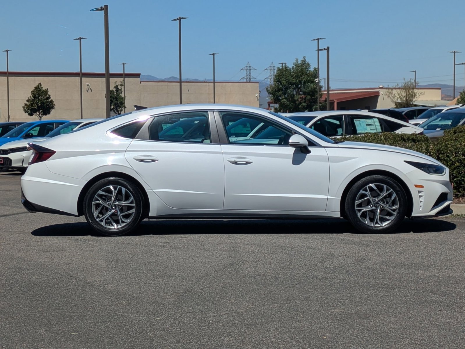 2023 Hyundai Sonata SEL photo 4