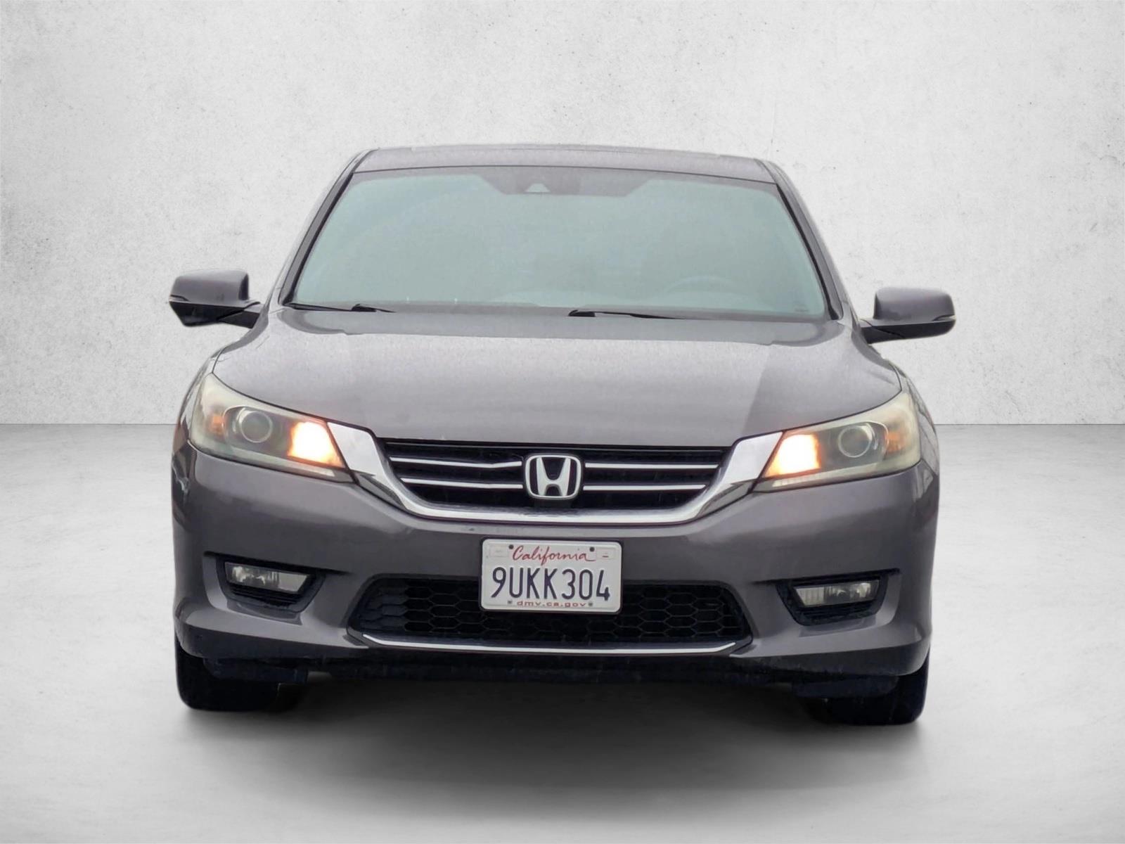 2015 Honda Accord EX-L photo 2