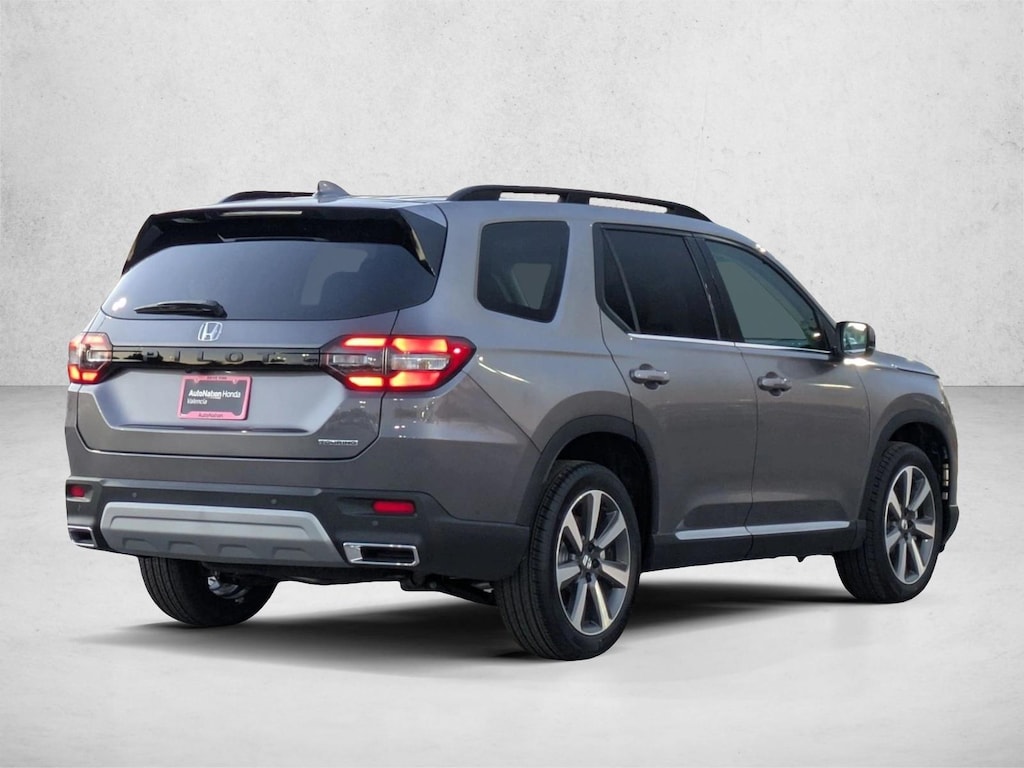 New 2025 Honda Pilot Touring SUV