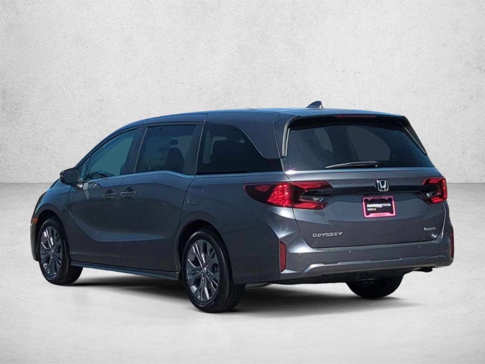 2026 Honda Odyssey Touring - Photo 9
