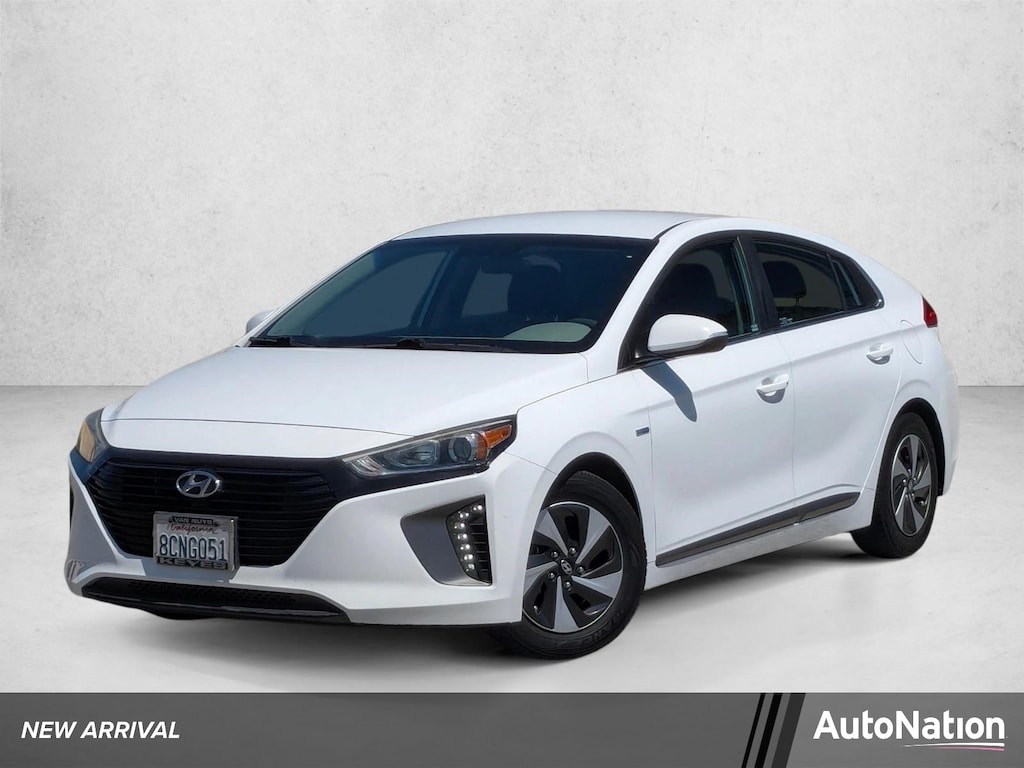 Used 2018 Hyundai Ioniq Hybrid SEL Hatchback