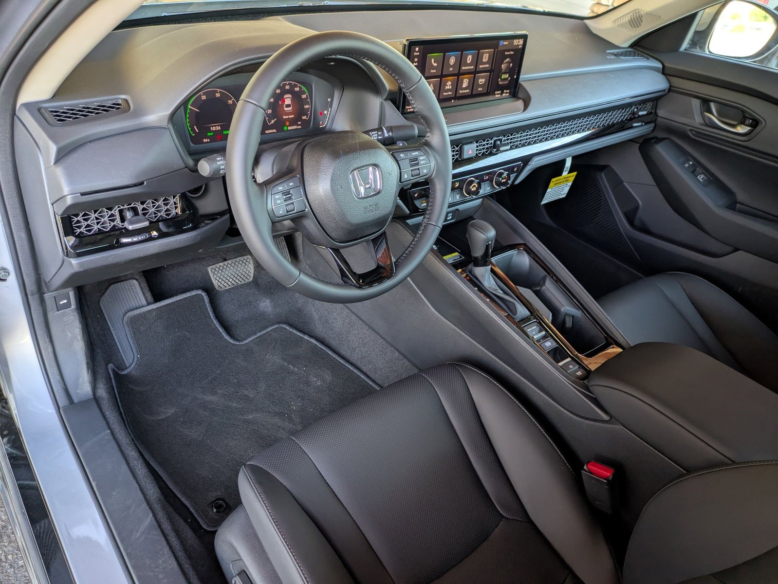 2025 Honda Accord Hybrid EX-L photo 3