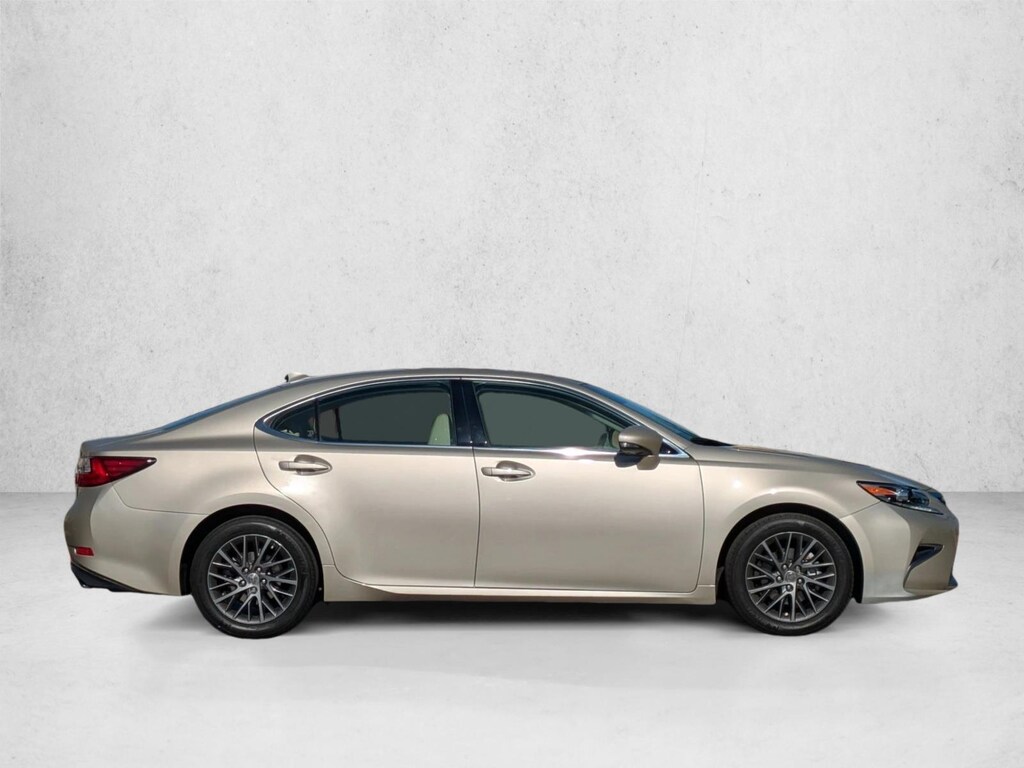Used 2018 Lexus ES 350  Sedan