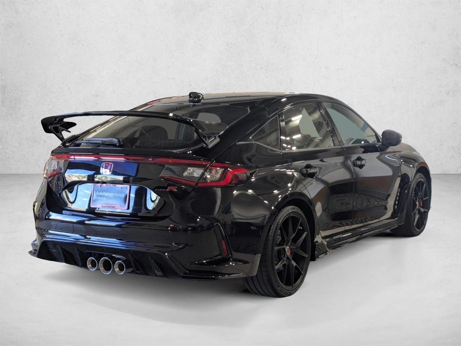 2025 Honda Civic Type R photo 3