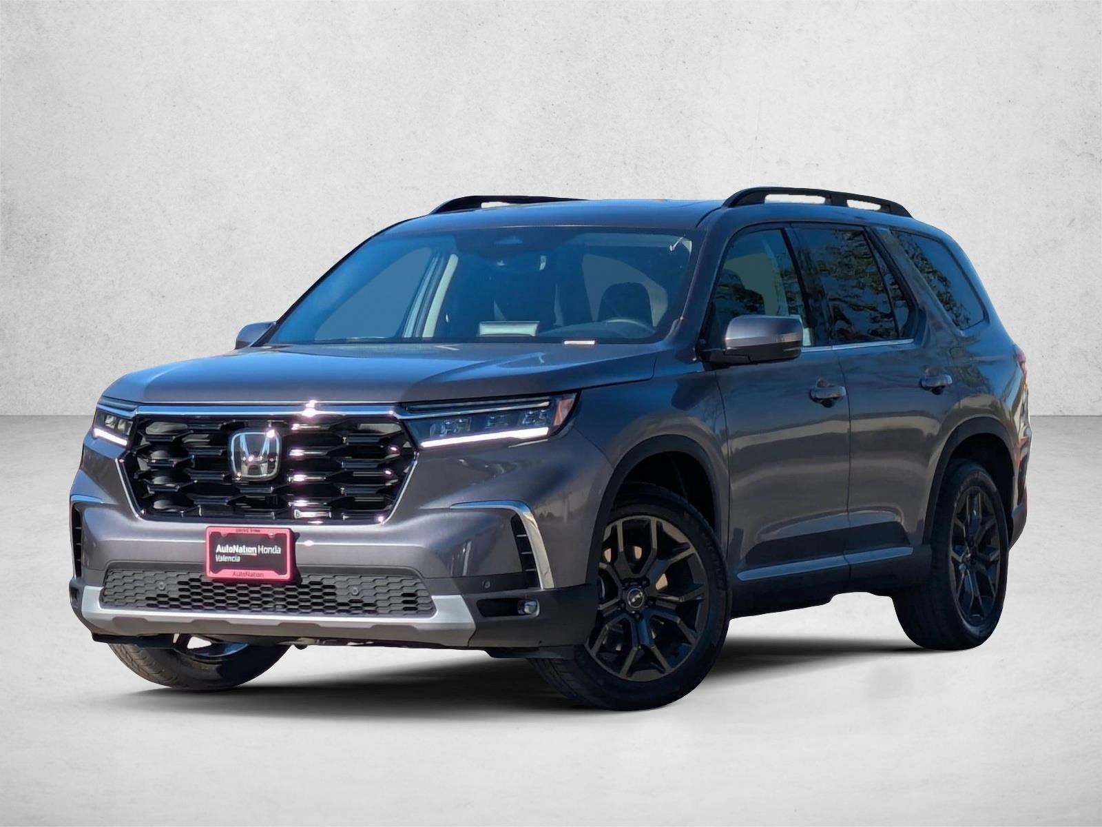 2025 Honda Pilot Touring's photo