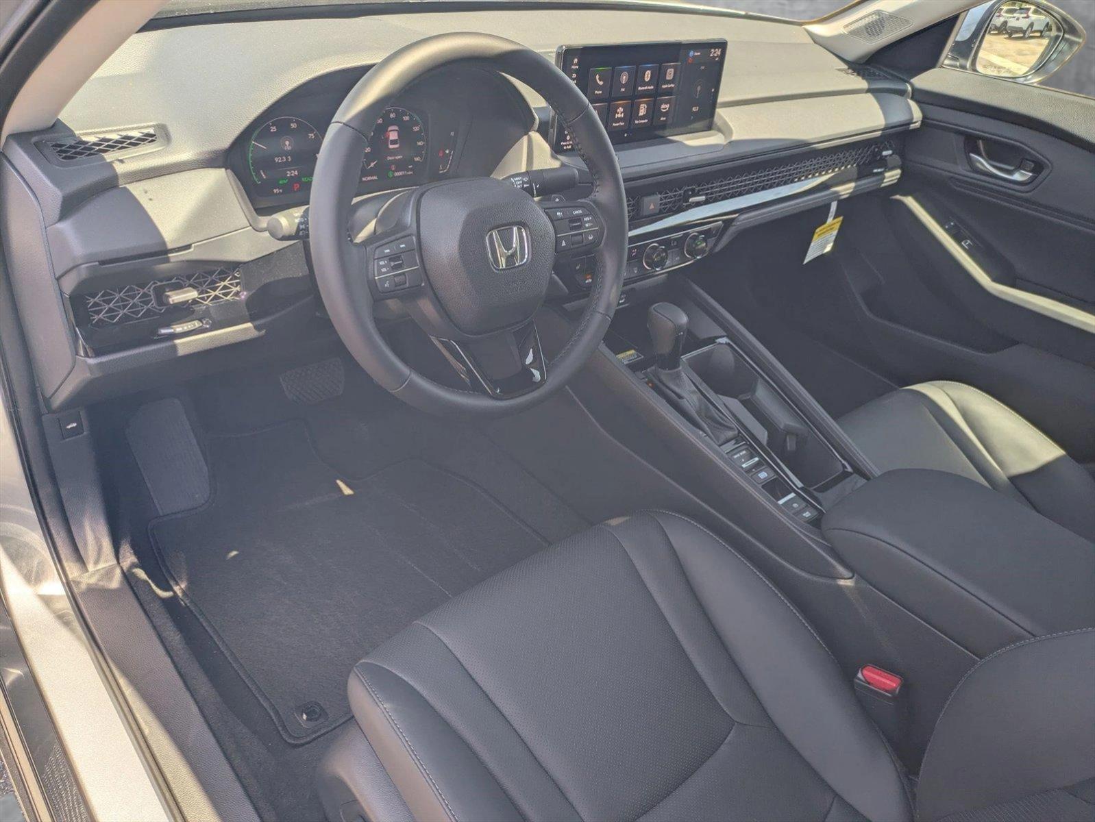 2025 Honda Accord Hybrid EX-L photo 3