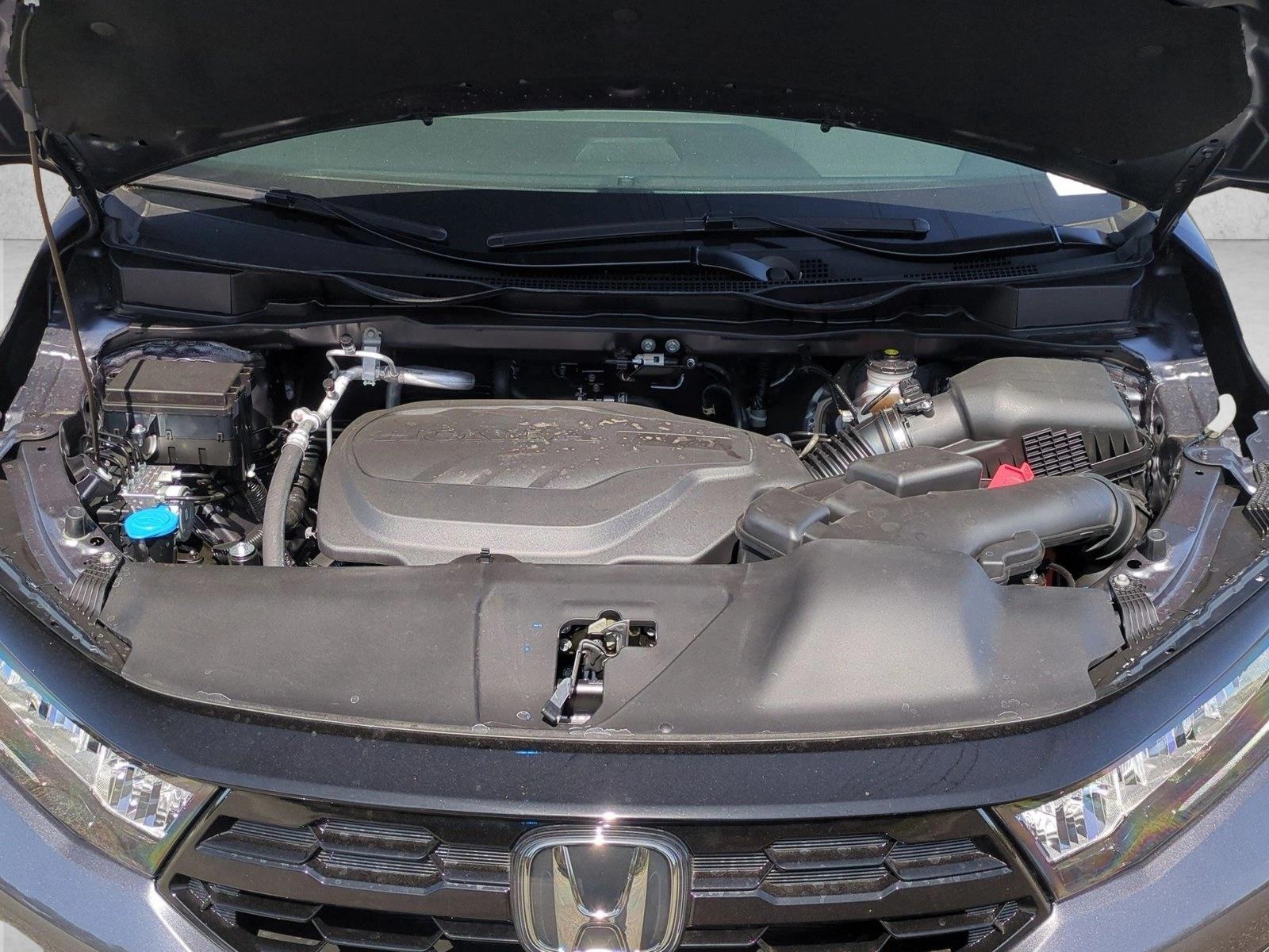 2026 Honda Odyssey Touring - Photo 17