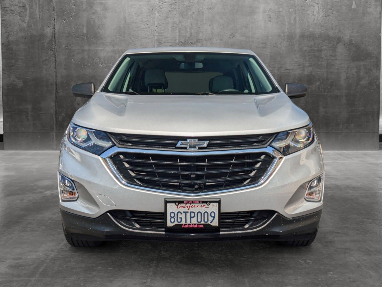 Used 2019 Chevrolet Equinox LS with VIN 2GNAXHEV1K6189066 for sale in Valencia, CA