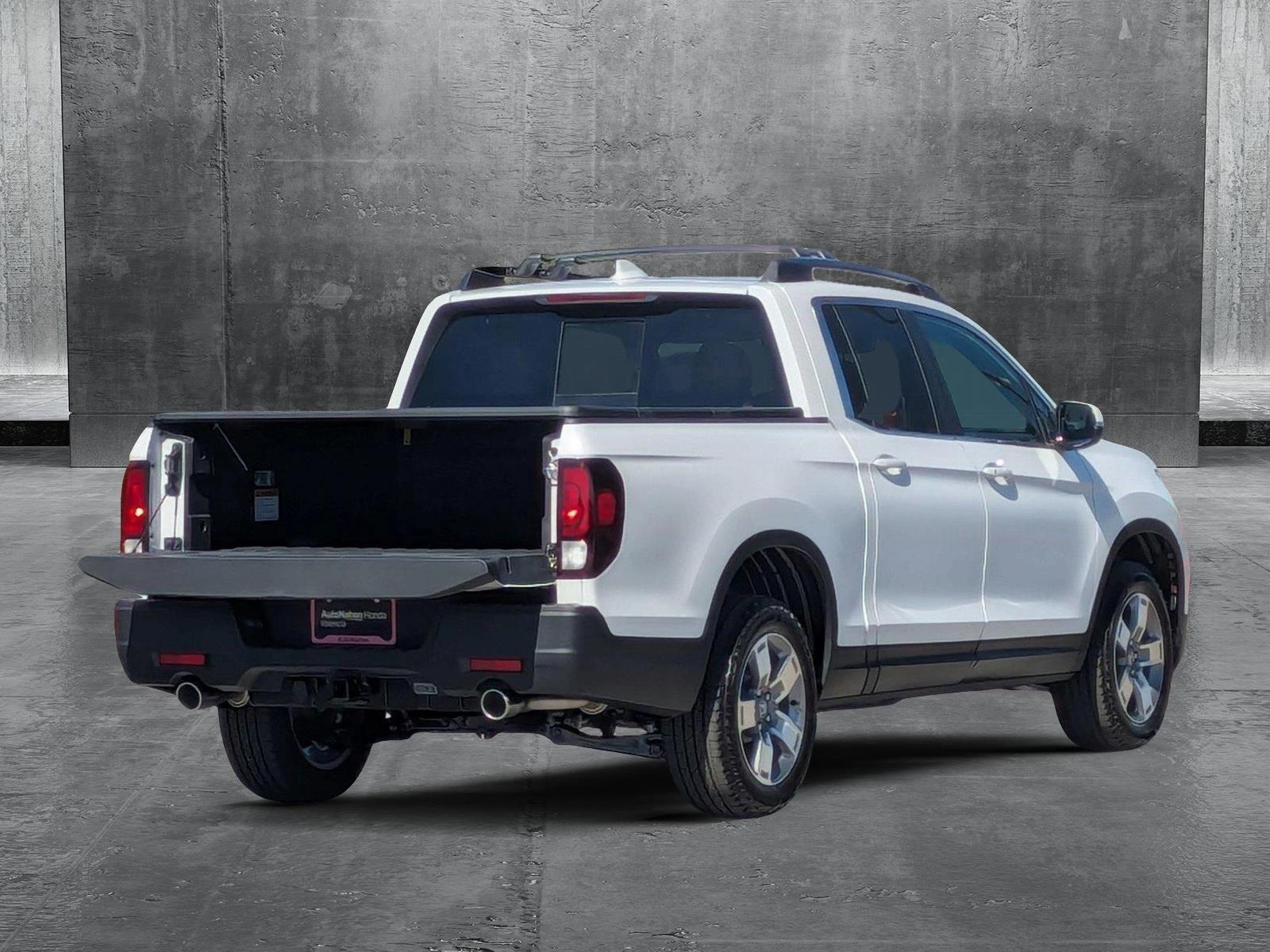2025 Honda Ridgeline RTL photo 2