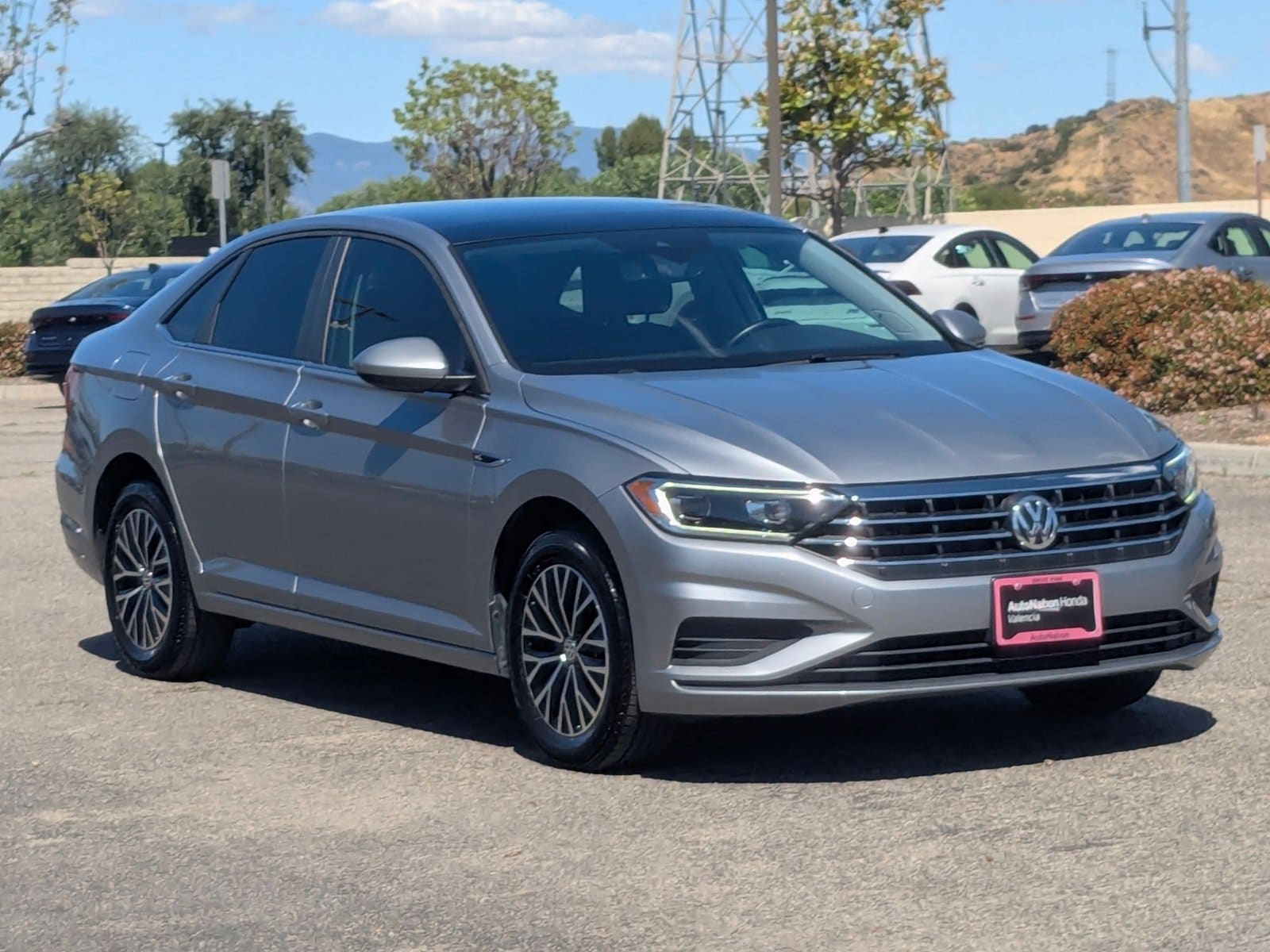 2019 Volkswagen Jetta 1.4T SEL photo 3