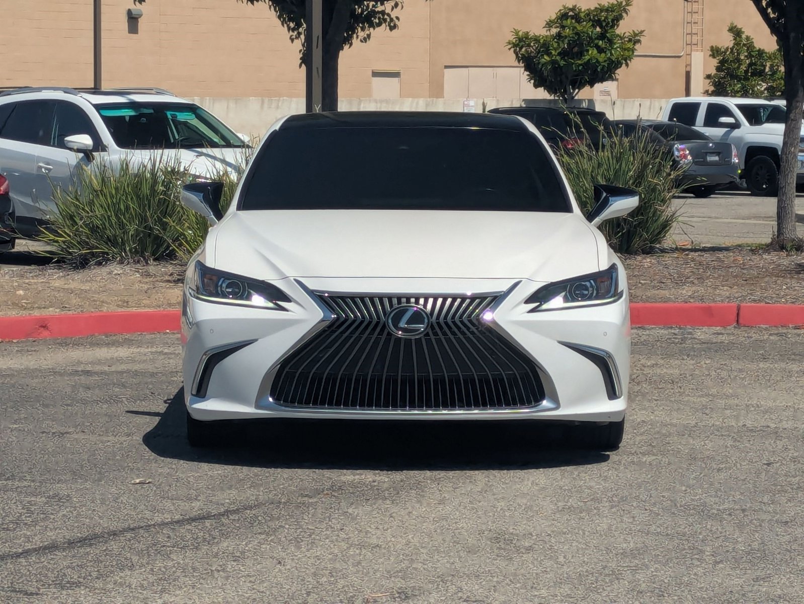 Used 2021 Lexus ES 350 with VIN 58ADZ1B12MU093917 for sale in Valencia, CA