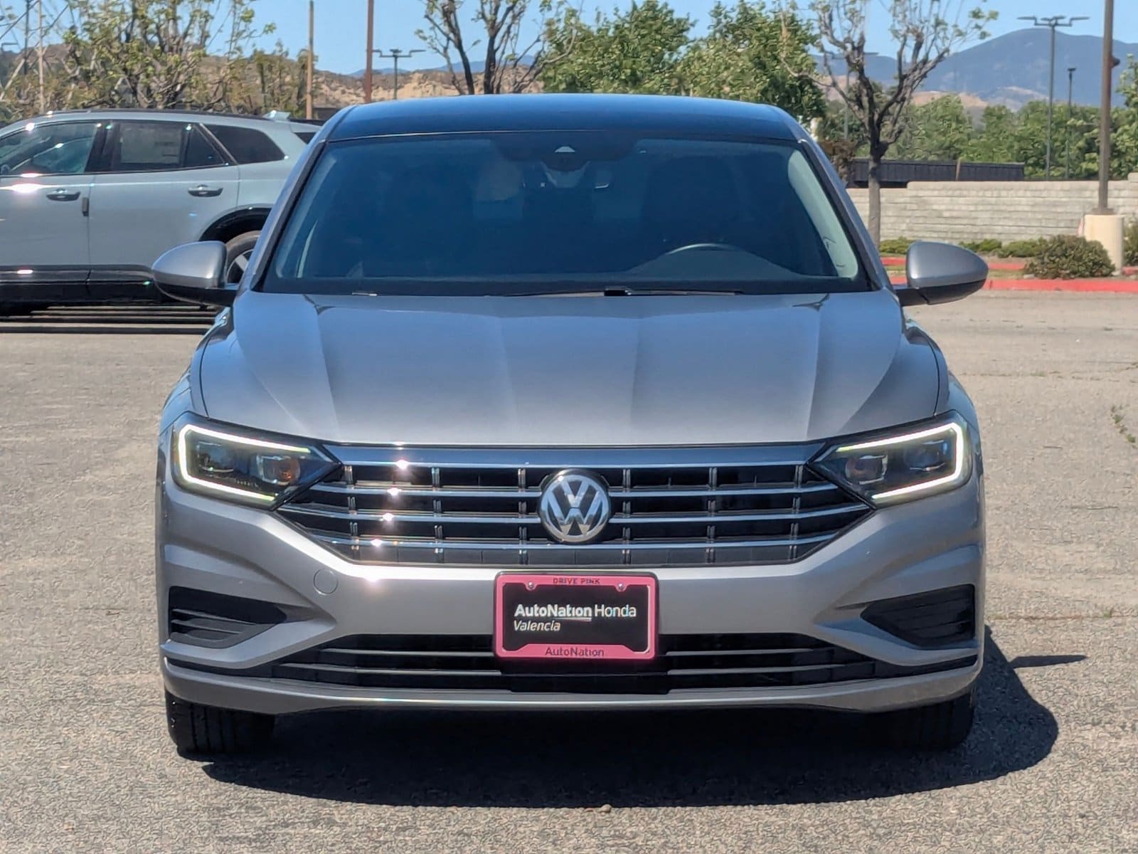 2019 Volkswagen Jetta 1.4T SEL photo 2