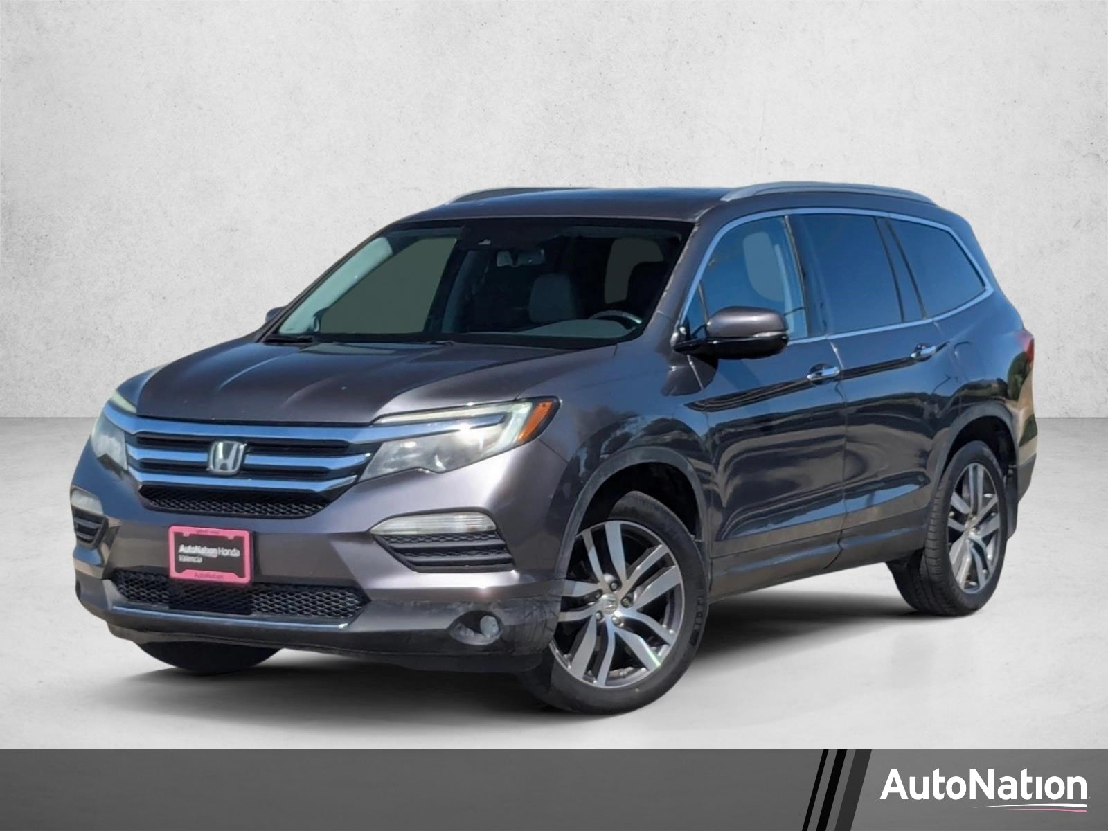 2017 Honda Pilot 4WD Touring's photo