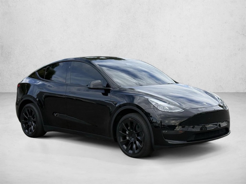 Used 2024 Tesla Model Y Long Range SUV