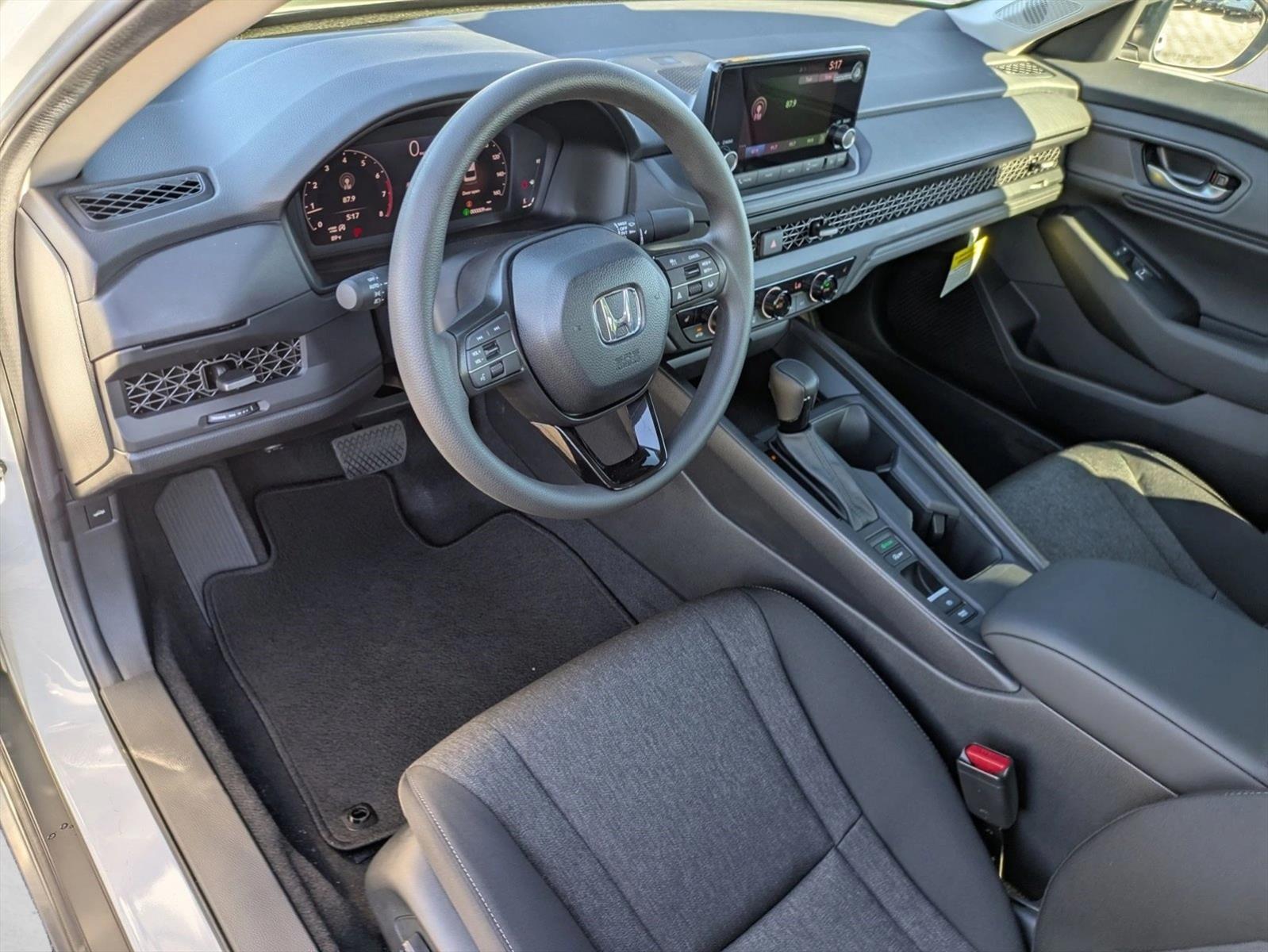 2025 Honda Accord 1.5T SE photo 3