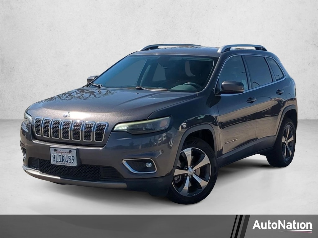 Used 2019 Jeep Cherokee Limited FWD SUV