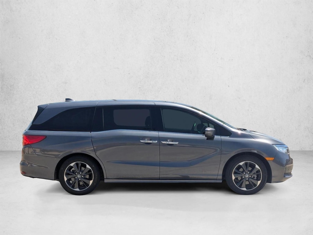 Certified 2024 Honda Odyssey Elite Van