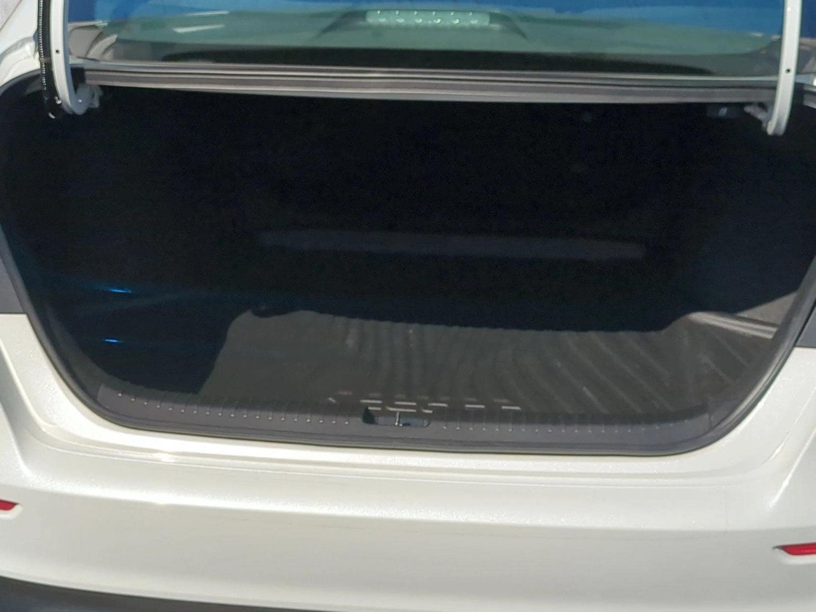 2023 Honda Accord LX photo 6