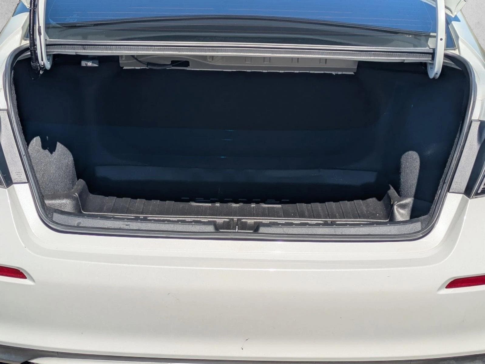 2022 Honda Civic LX photo 6