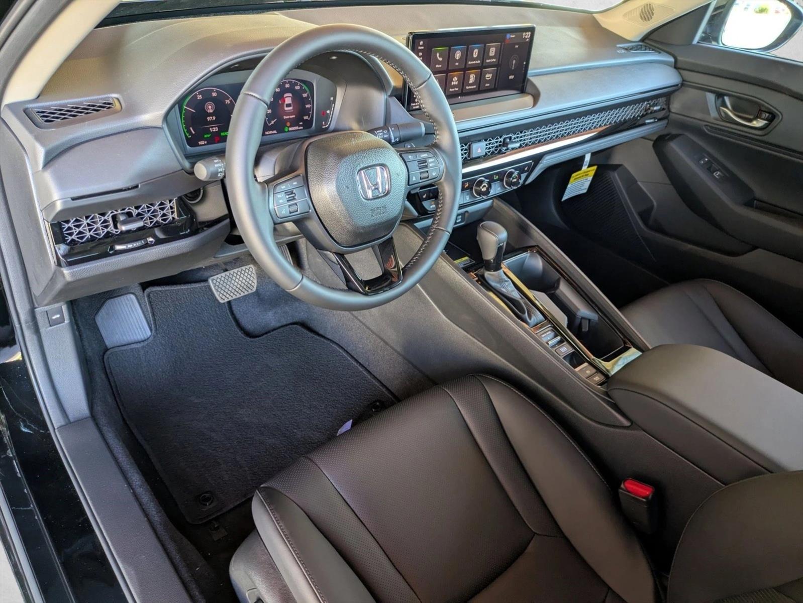 2025 Honda Accord Hybrid EX-L photo 3