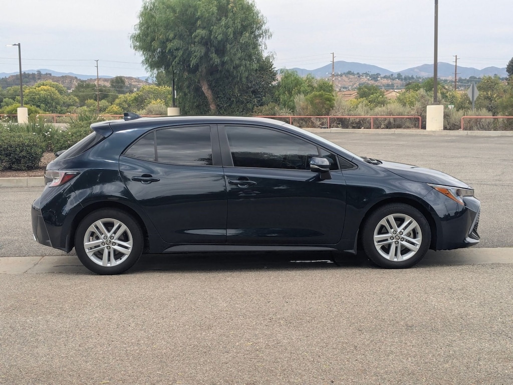 Used 2021 Toyota Corolla Hatchback SE Hatchback