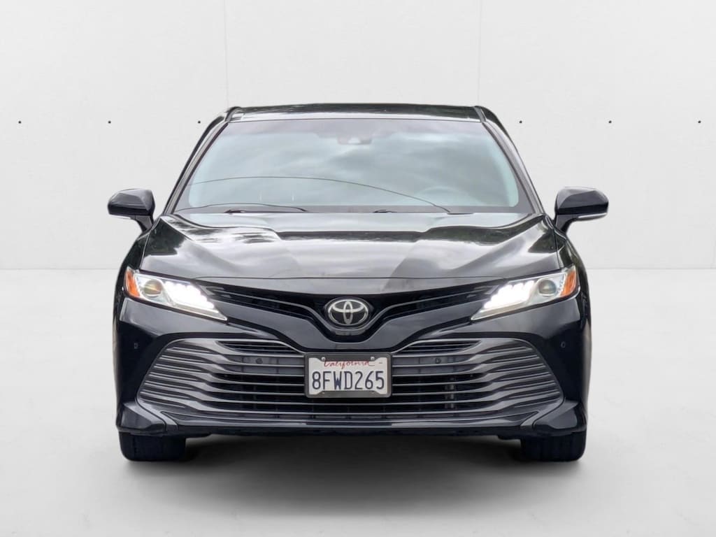 Used 2018 Toyota Camry XLE Sedan