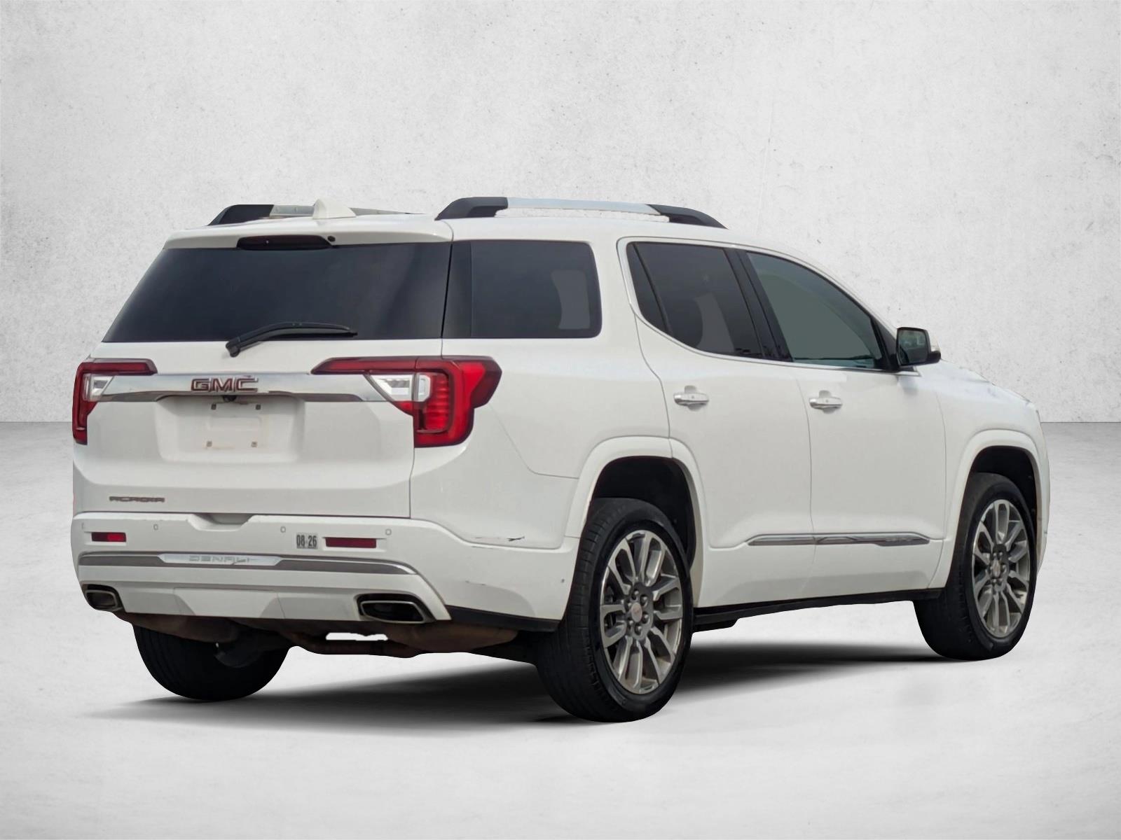 2023 GMC Acadia Denali photo 4