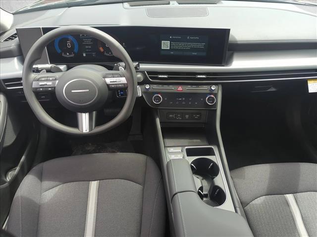 2025 Hyundai Sonata SEL - Photo 14