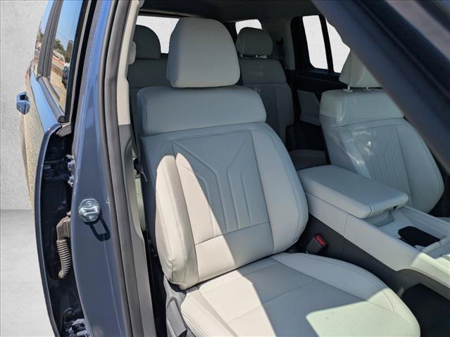 2025 Hyundai Santa Fe SEL - Photo 19