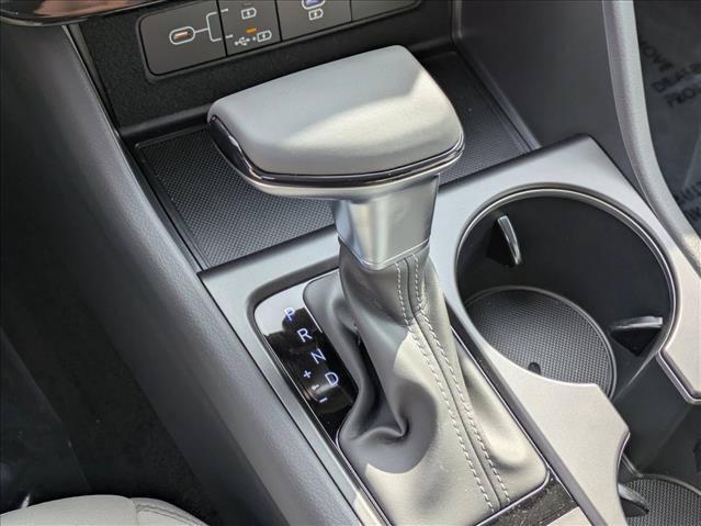 2025 Hyundai Sonata SE - Photo 12