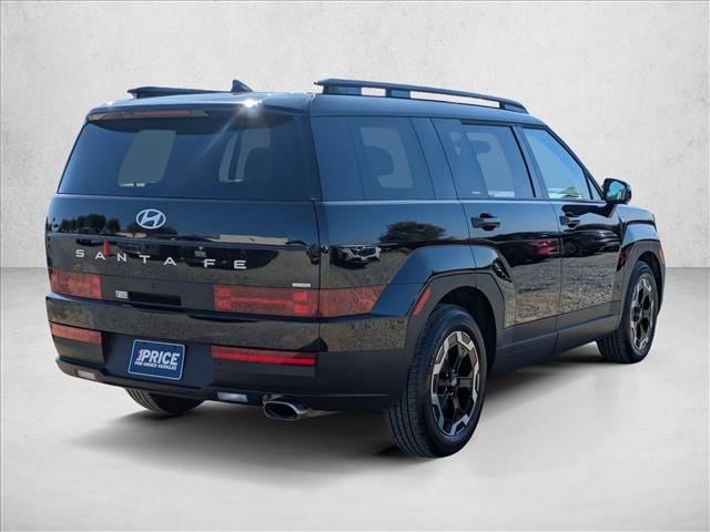2025 Hyundai Santa Fe SEL photo 4