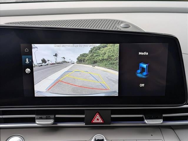 2025 Hyundai Elantra Blue - Photo 12