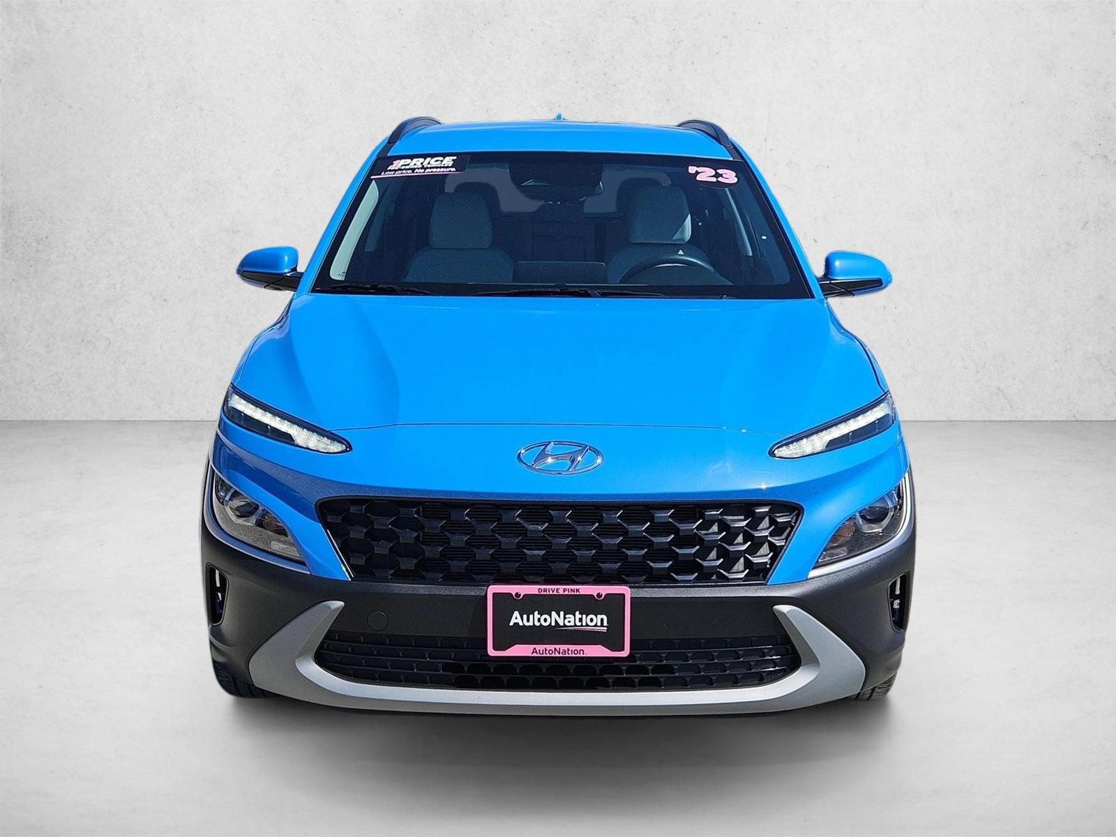 2023 Hyundai Kona SEL photo 2