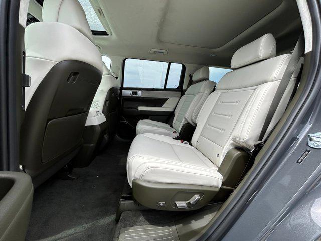 2025 Hyundai Santa Fe Calligraphy - Photo 18