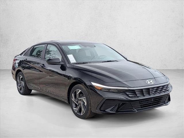 2025 Hyundai Elantra Blue - Photo 6