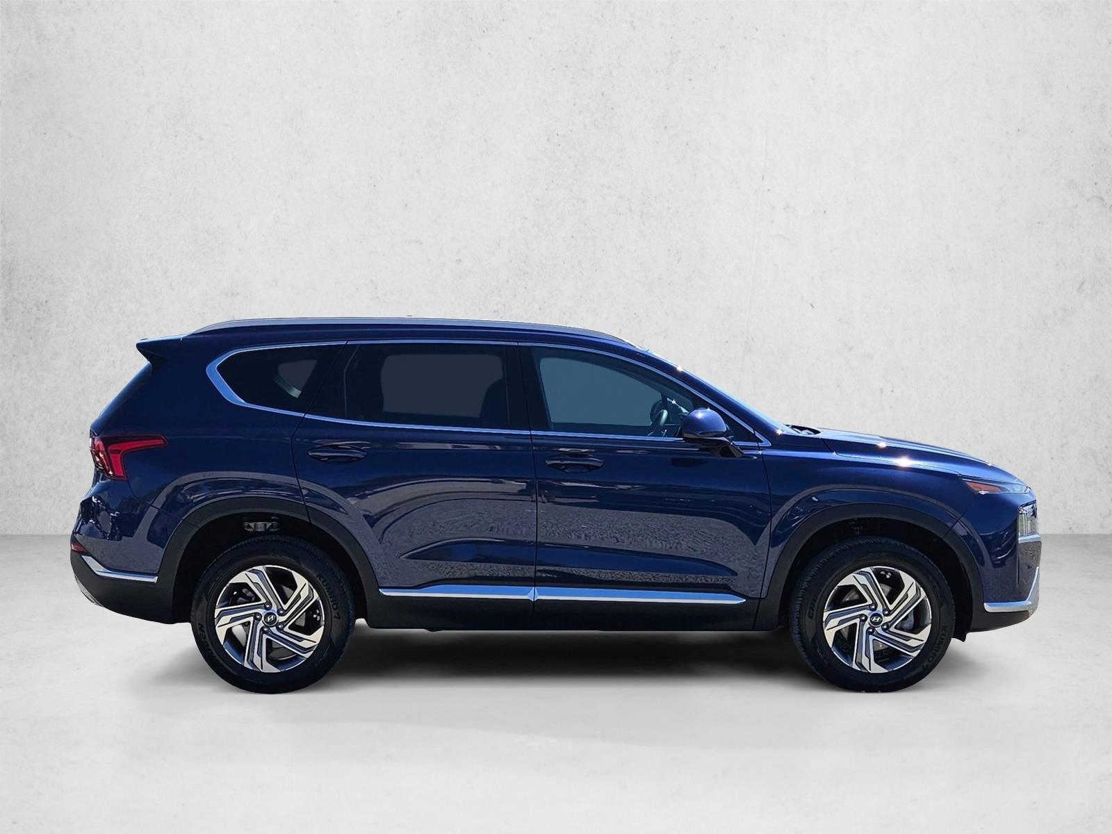 2022 Hyundai Santa Fe SEL photo 4