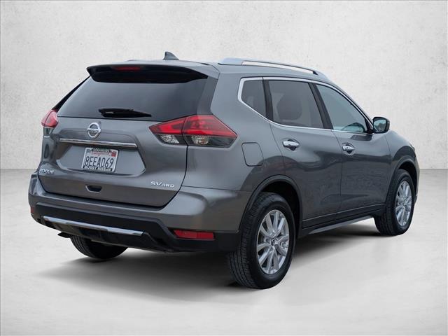 2018 Nissan Rogue SV photo 4